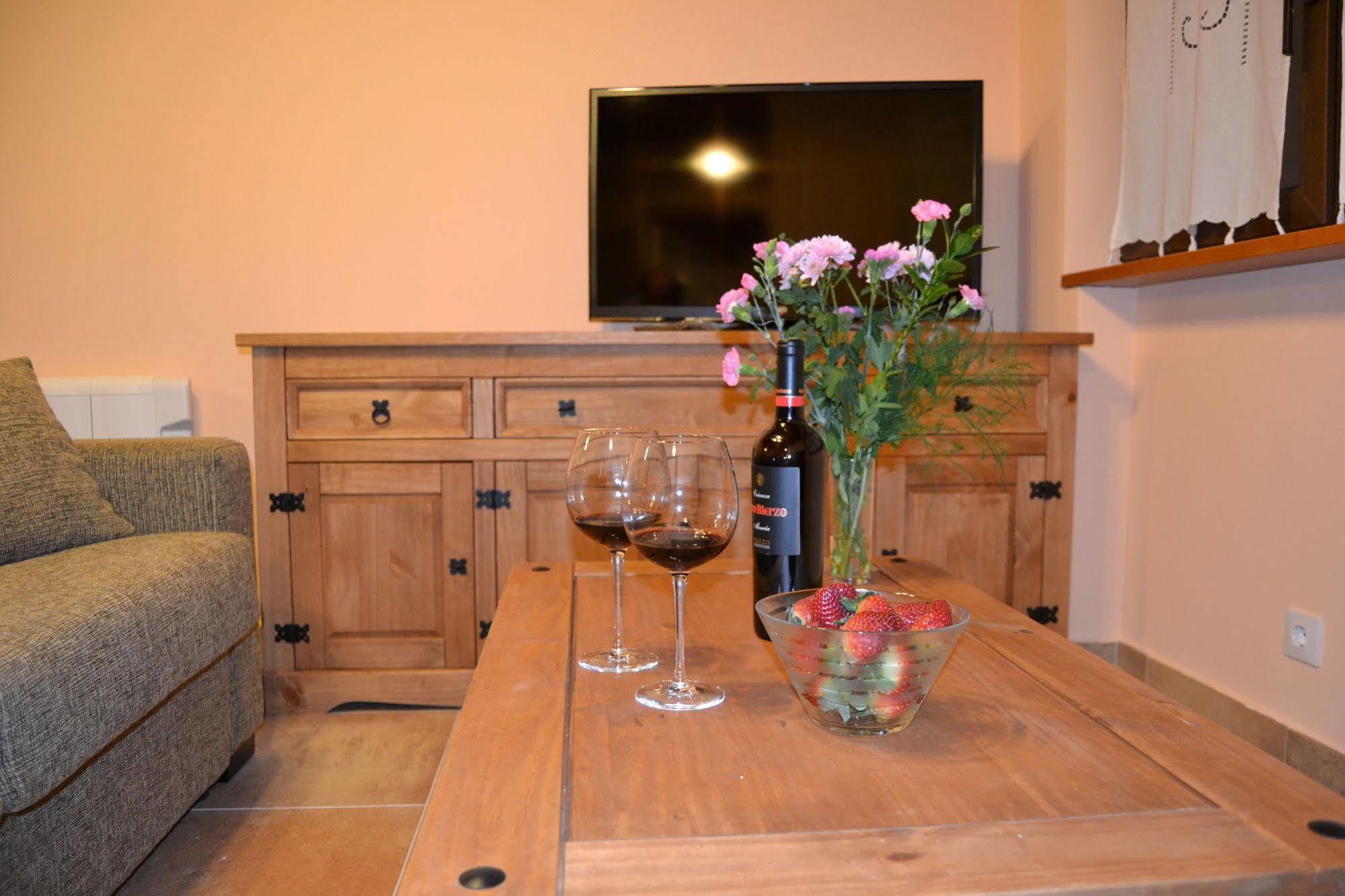 Casa Rural El Dolmen Bernuy-Salinero エクステリア 写真